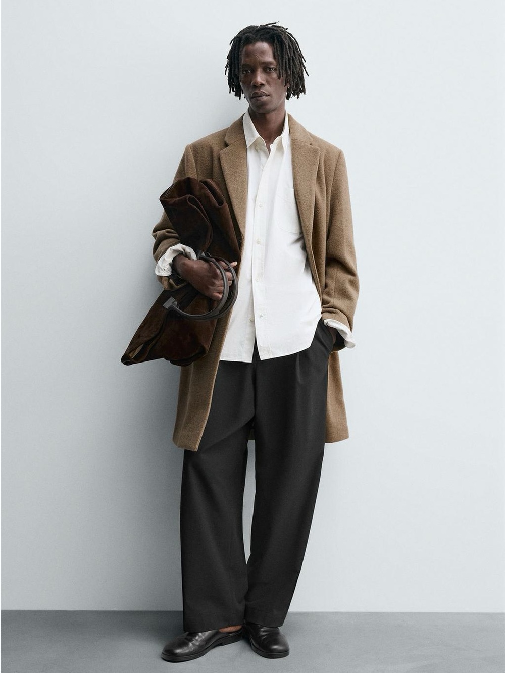 NWT. Zara Man Classic-Cut Coat in Heavy Wool-Blend Fabric. Size L.